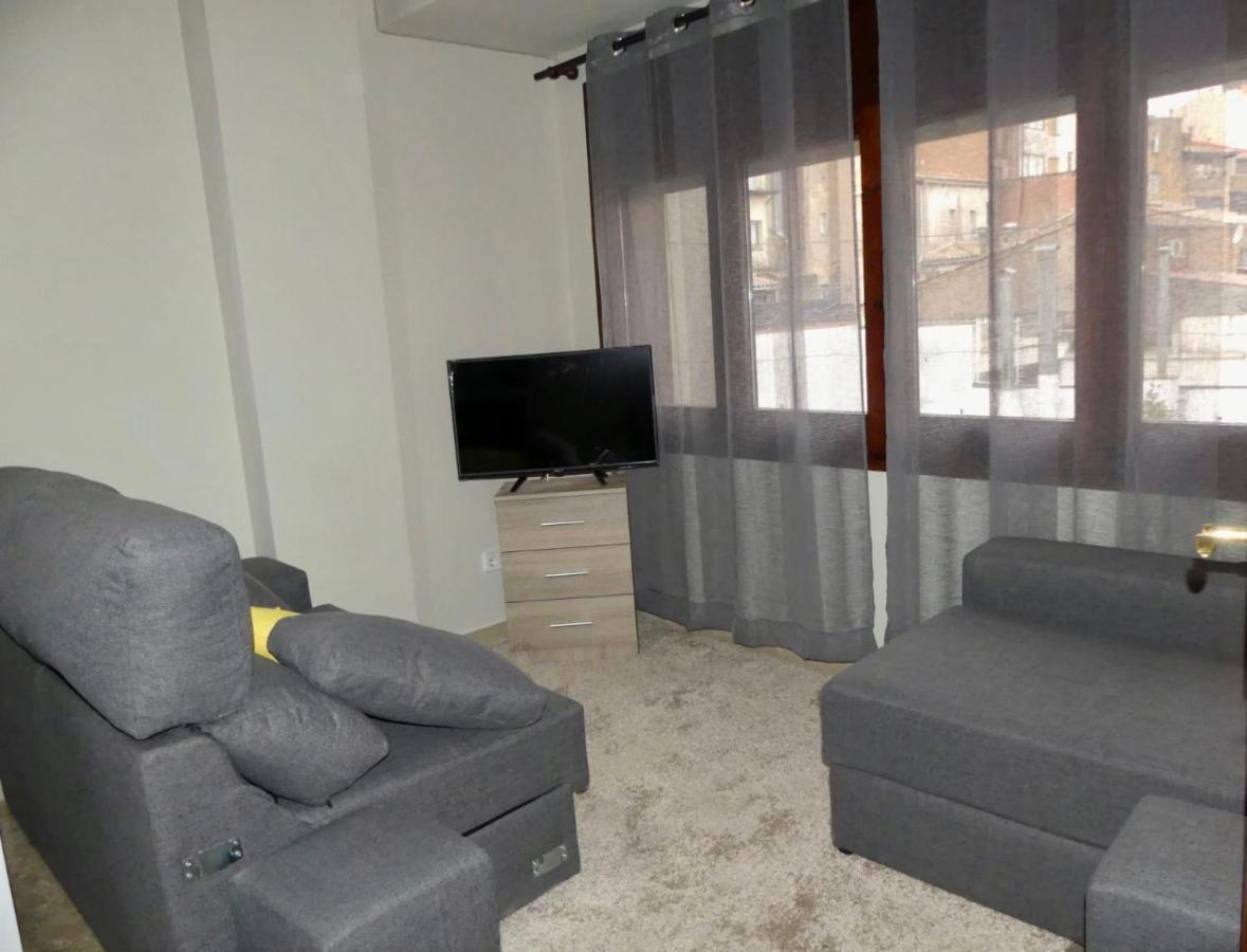Apartament Encantador Al Centre De Vic Aptgarbi 外观 照片